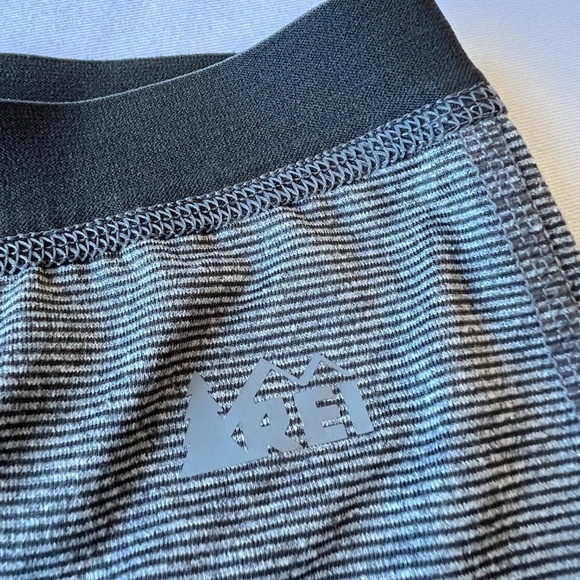 REI CO-OP Lightweight Base Layer Bottoms - Picture 7 of 10